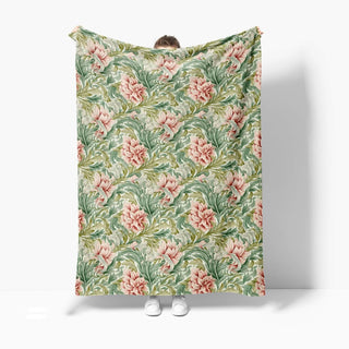 Cobija Blush Peony Grove