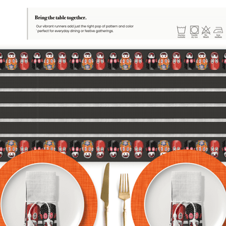 Camino de Mesa Black Monkey Mask