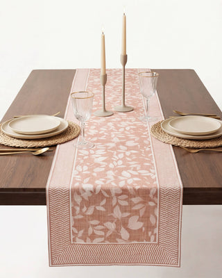 Camino de Mesa Rose Cloud Botanica