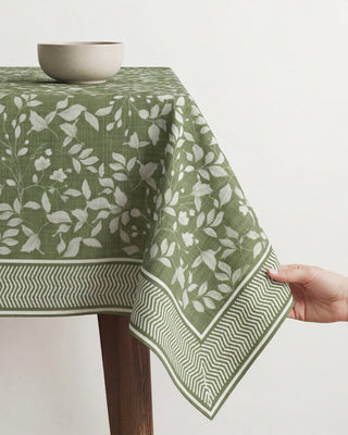 Mantel Earth Moss Botanica